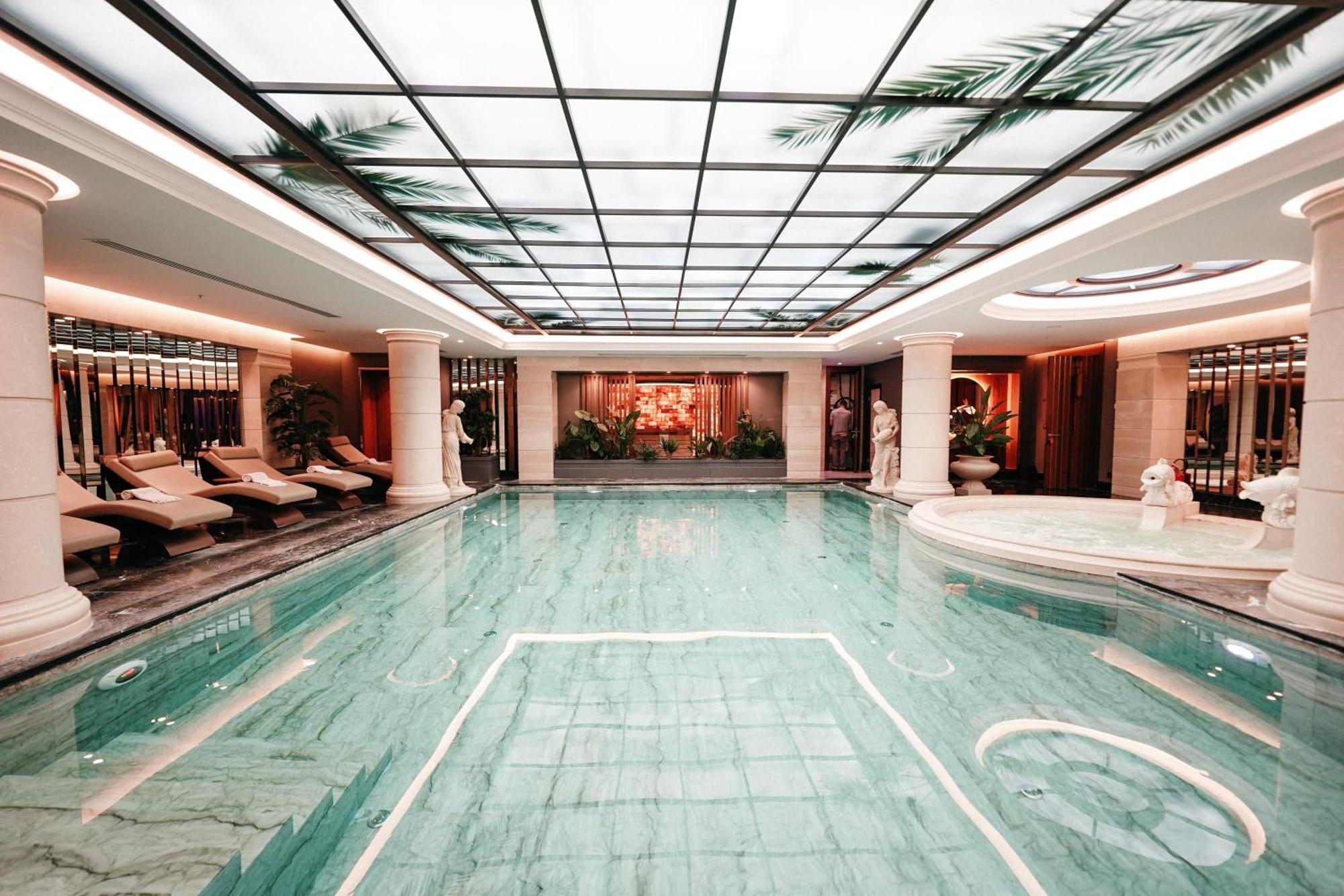 Xheko Imperial Luxury Hotel & Spa Tirana Exterior photo The Spa at The Landmark